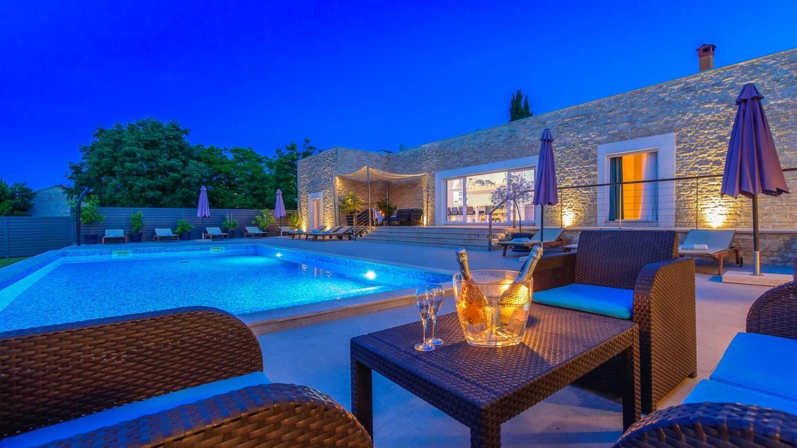 Charming Marta Apartman